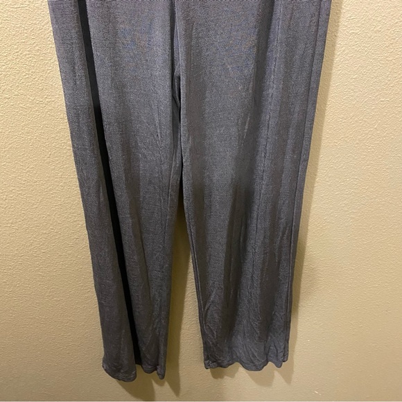 Women’s Size 1 Tall M Chico’s Travelers Elastic Waist Gray Slinky Long Pants - Picture 3 of 8